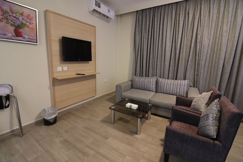 Deluxe Double or Twin Room, City View