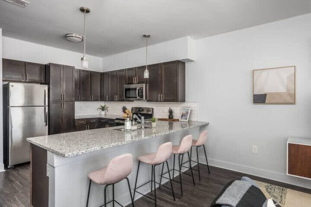 Cozysuites Stunning 4BR Next to Whole Foods, Bild 22