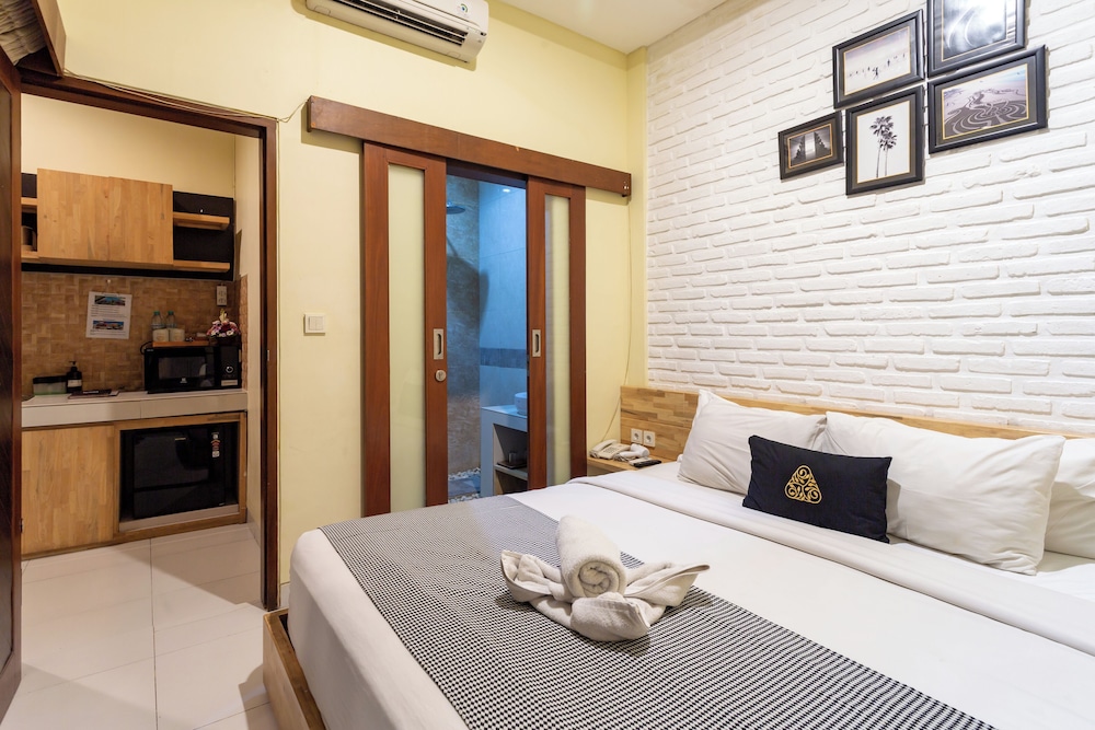 One Bedroom Plunge Pool Villa - Photo 40