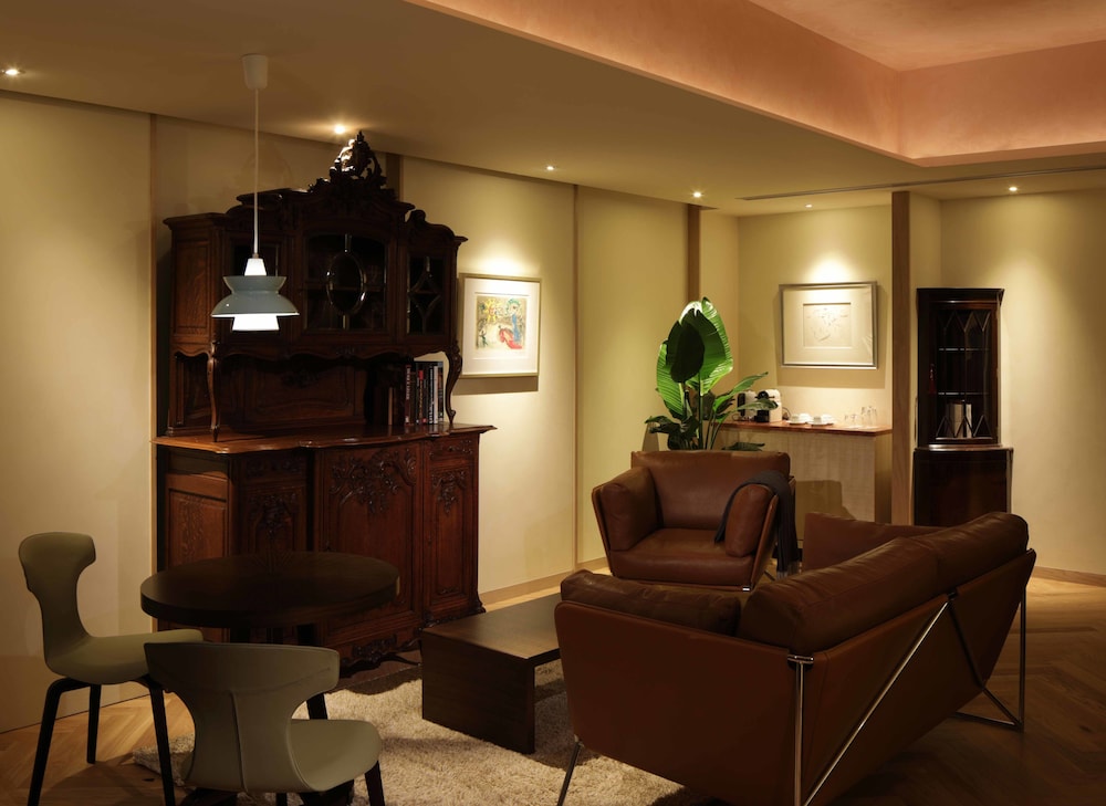 Executive Suite (3rd Floor) with Italian Dinner & Breakfast, Non-smoking