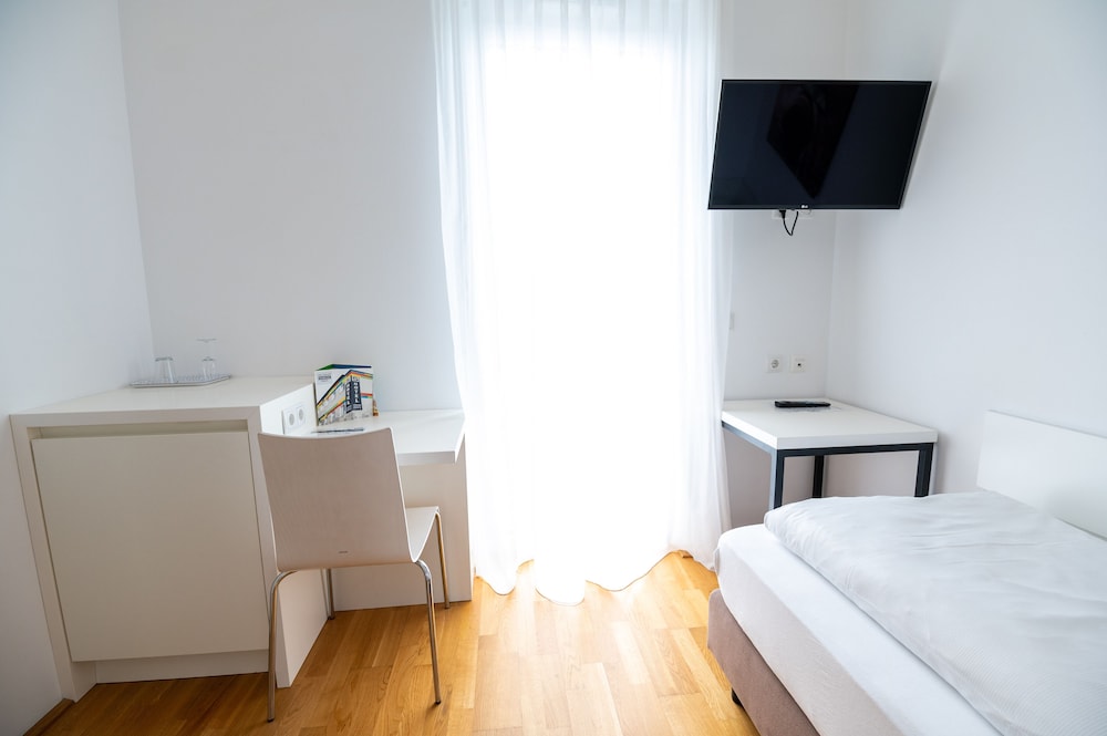 City Single Room photo 3