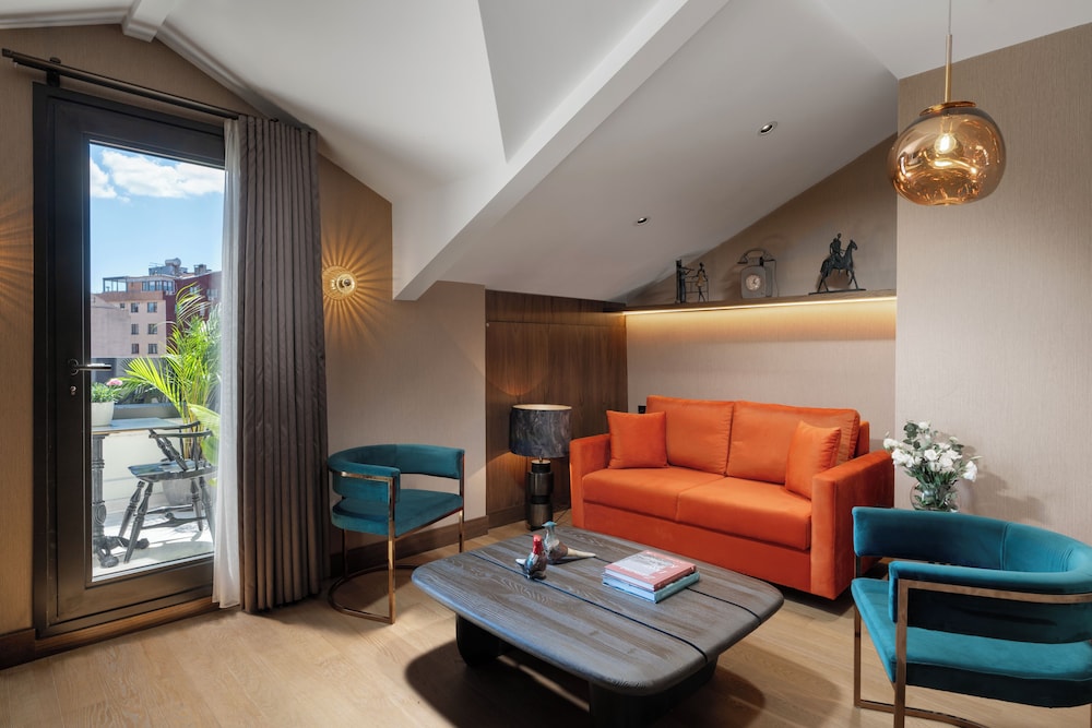 Family Suite, Balcony, City View photo 1