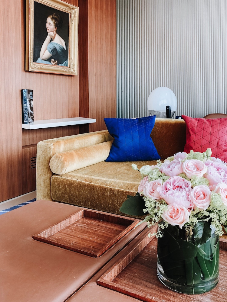 Eiffel Terrace Suite photo 2