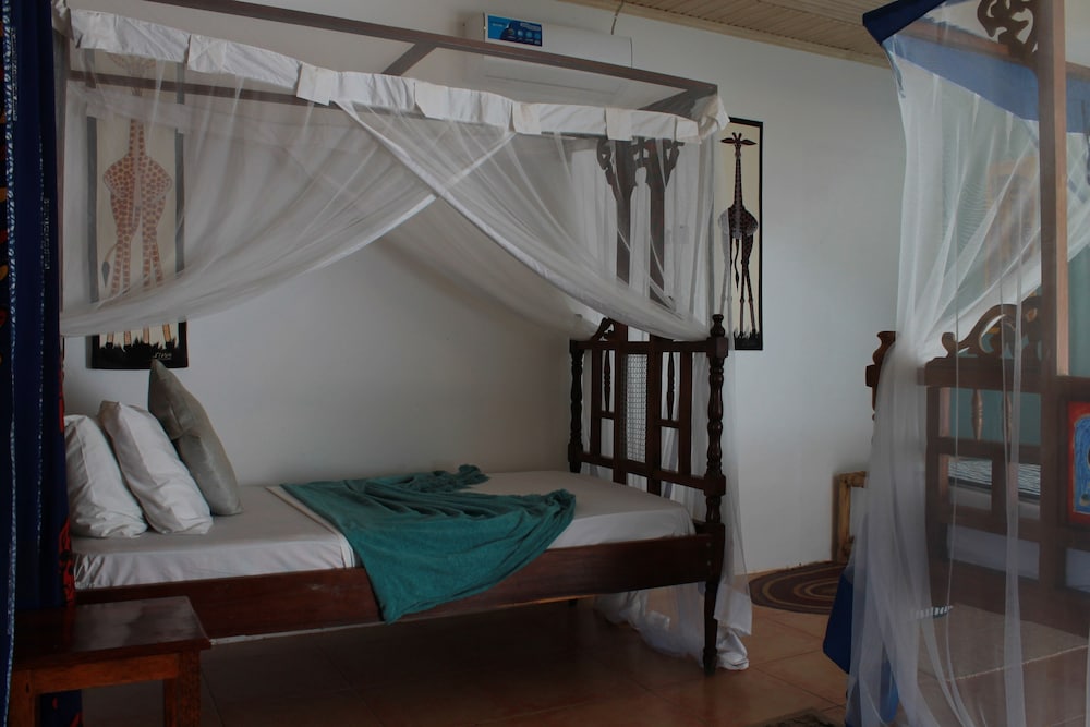 Family Double or Twin Room photo 1