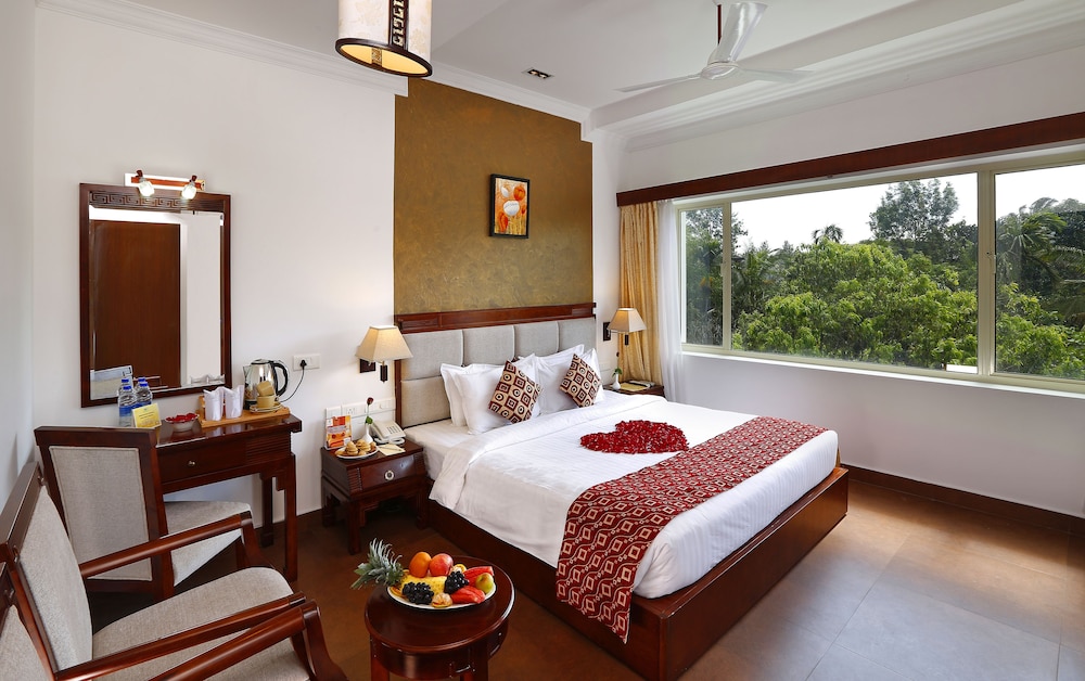 Honeymoon Suite