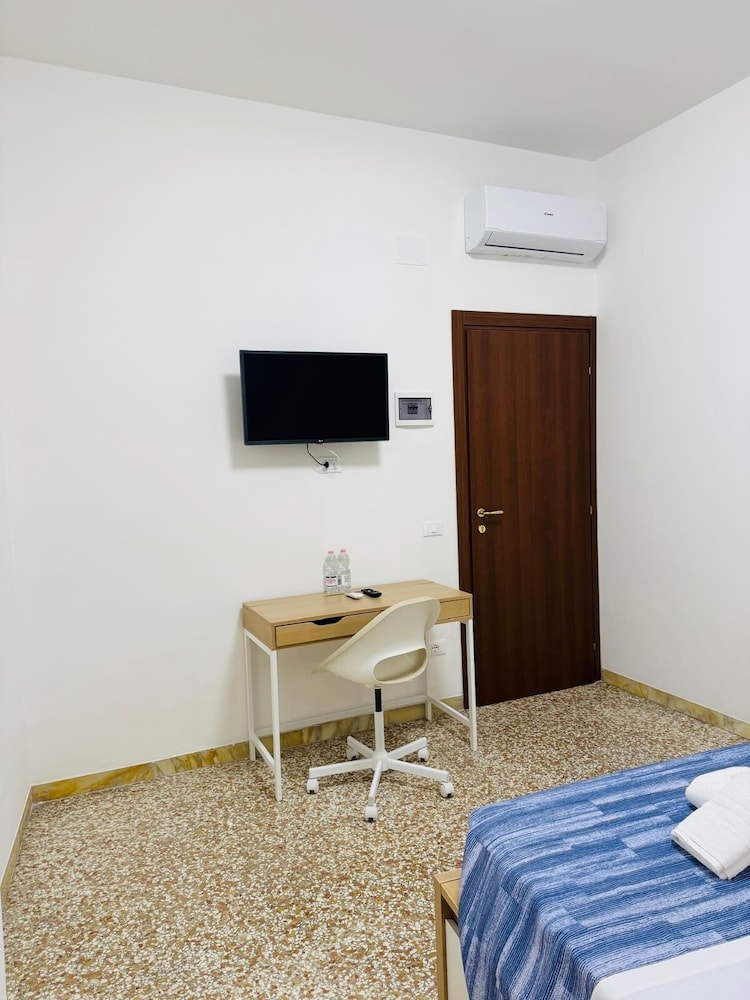 Classic Double Room photo 2