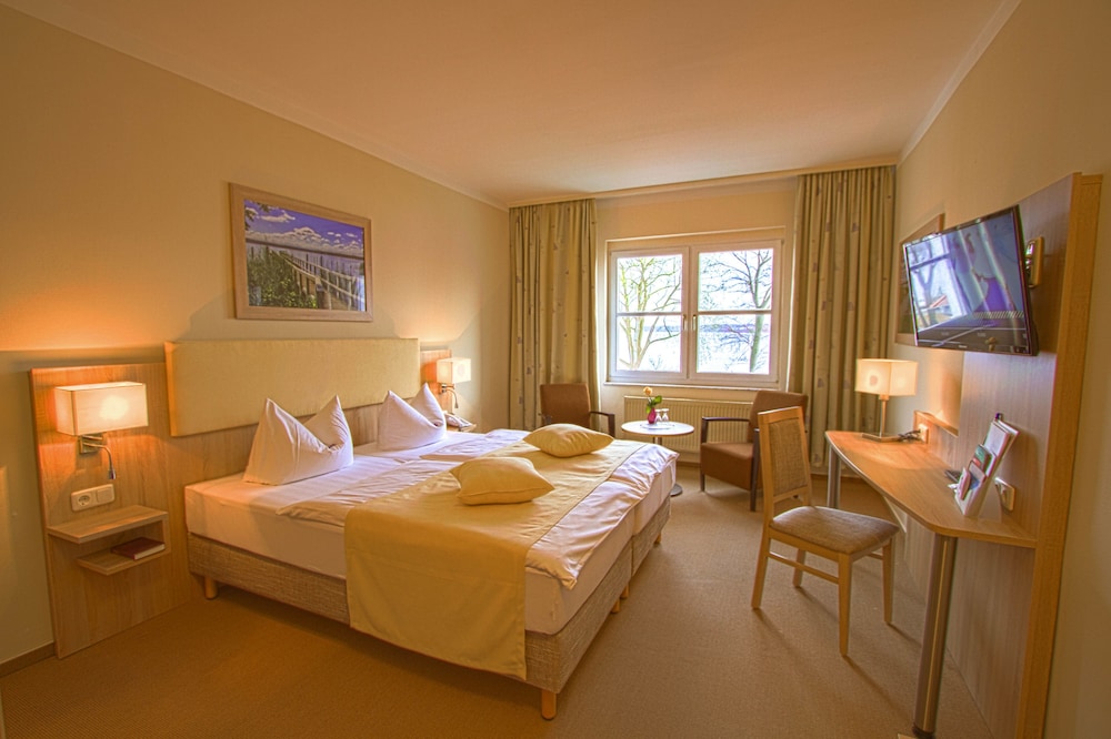 Classic Double Room (Seeschlösschen) photo 3