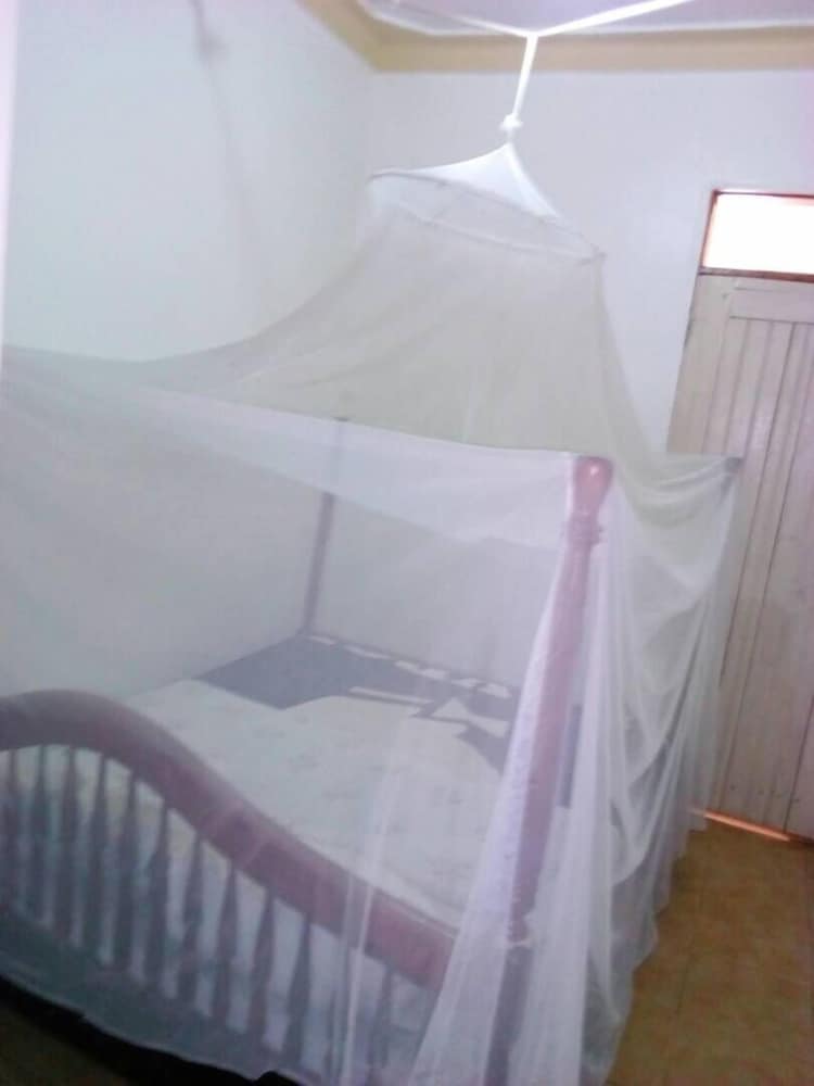 Classic Twin Room, 1 Bedroom, Courtyard View photo 2