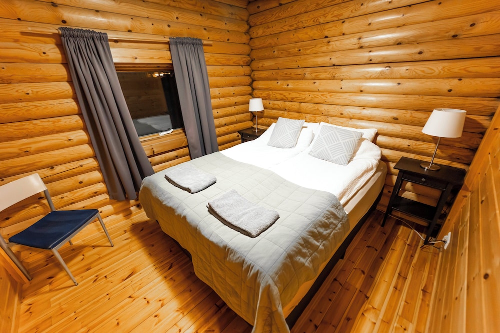 Cabin (Large) photo 1
