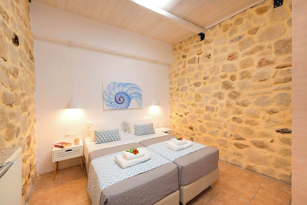 House, 2 Bedrooms