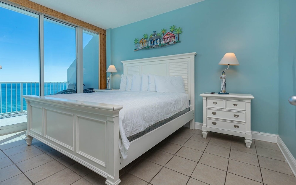 Condo, 1 Bedroom
