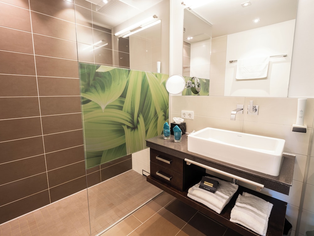 Premium Double or Twin Room, Balcony, River View photo 3