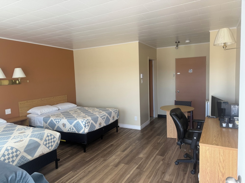 Standard Room photo 2