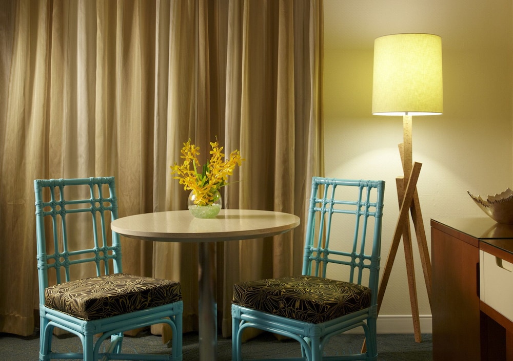 Executive Suite, 1 Bedroom - Photo 4