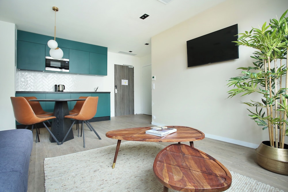 1 Bedroom Apartment with Sofa Bed - Photo 8
