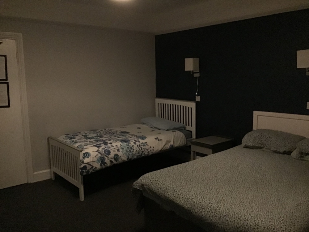 Standard Twin Room photo 3