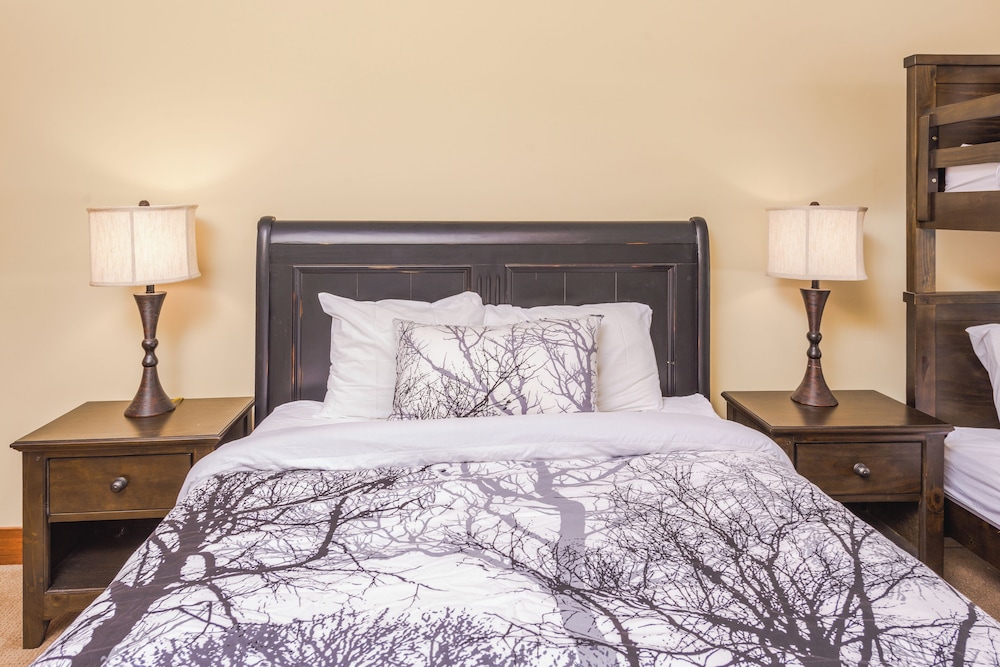 Stonegate Resort A206 | 3BR photo 3