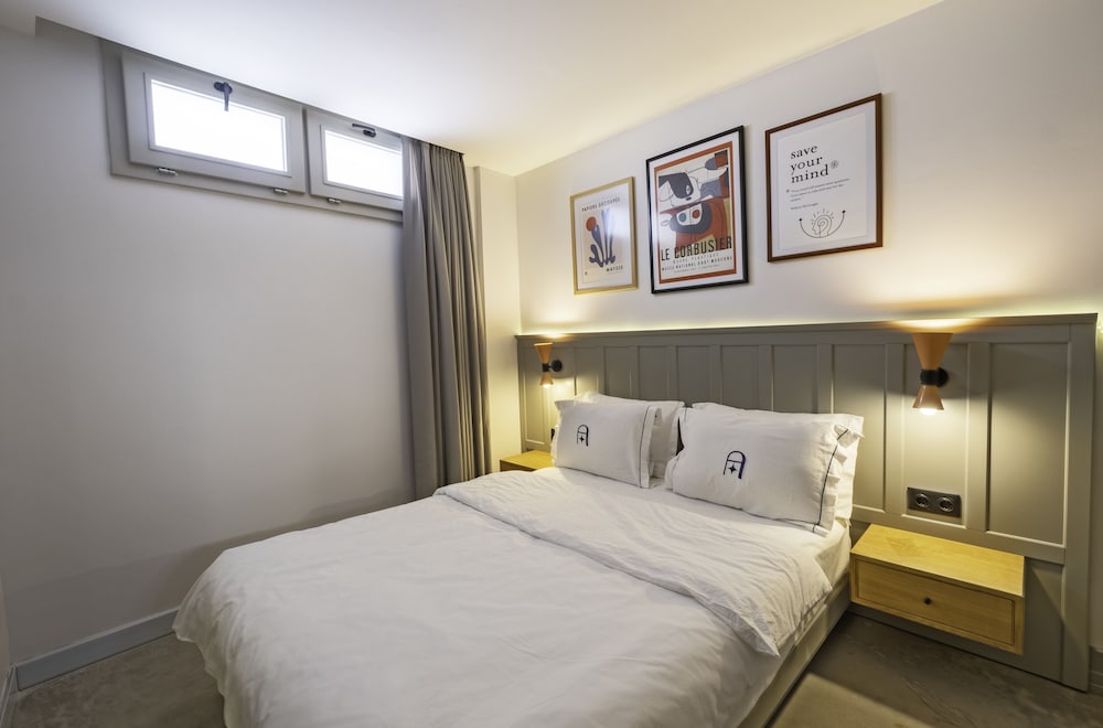 Basic Room, Ground Floor