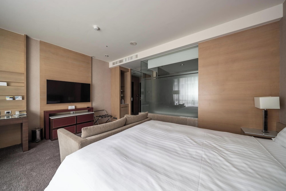 Superior Triple Room photo 2