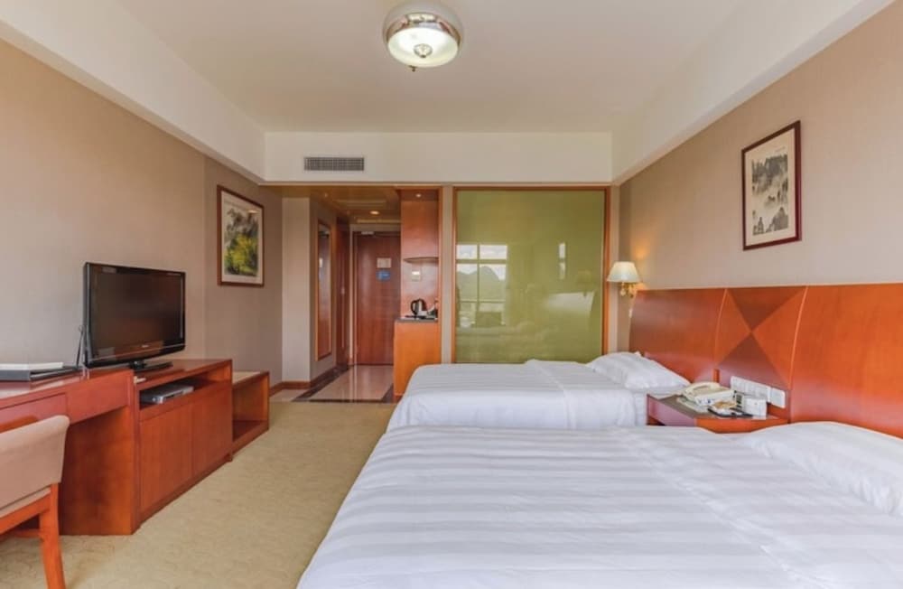Business Twin Room photo 2