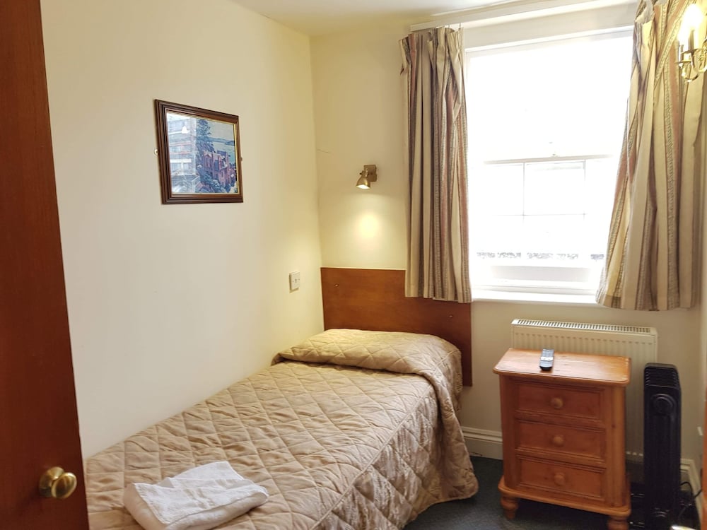 Single Room, Ensuite photo 1