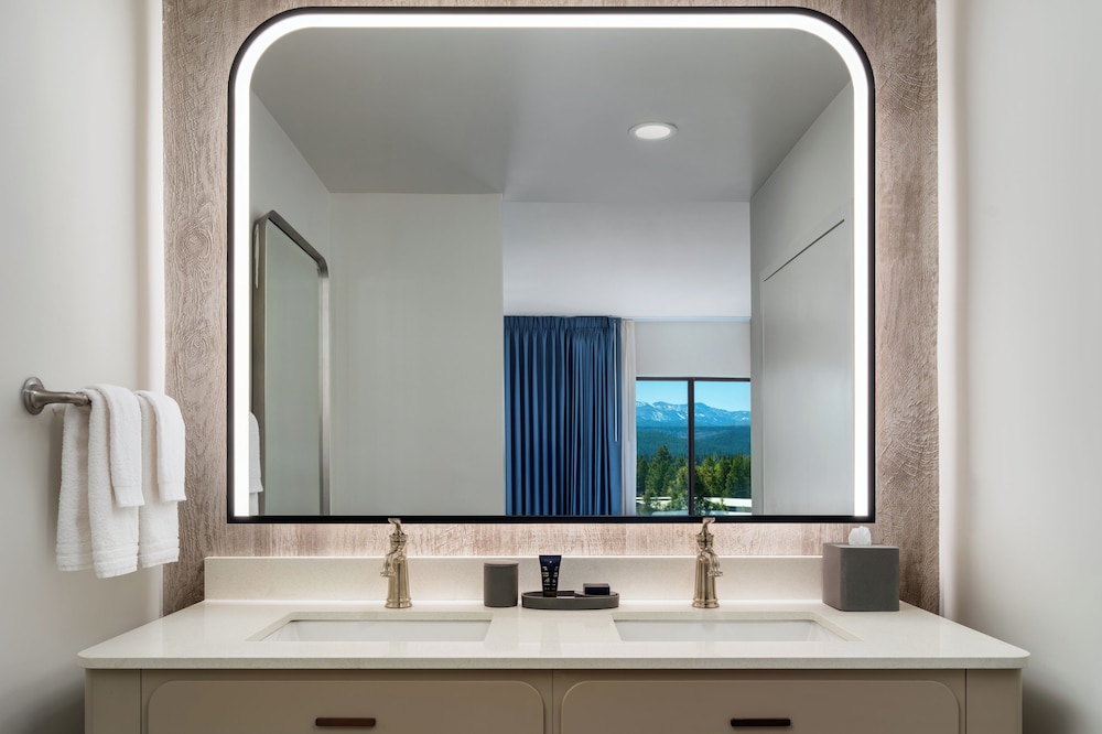 Studio Suite, 1 King Bed (Hearing) - Photo 4
