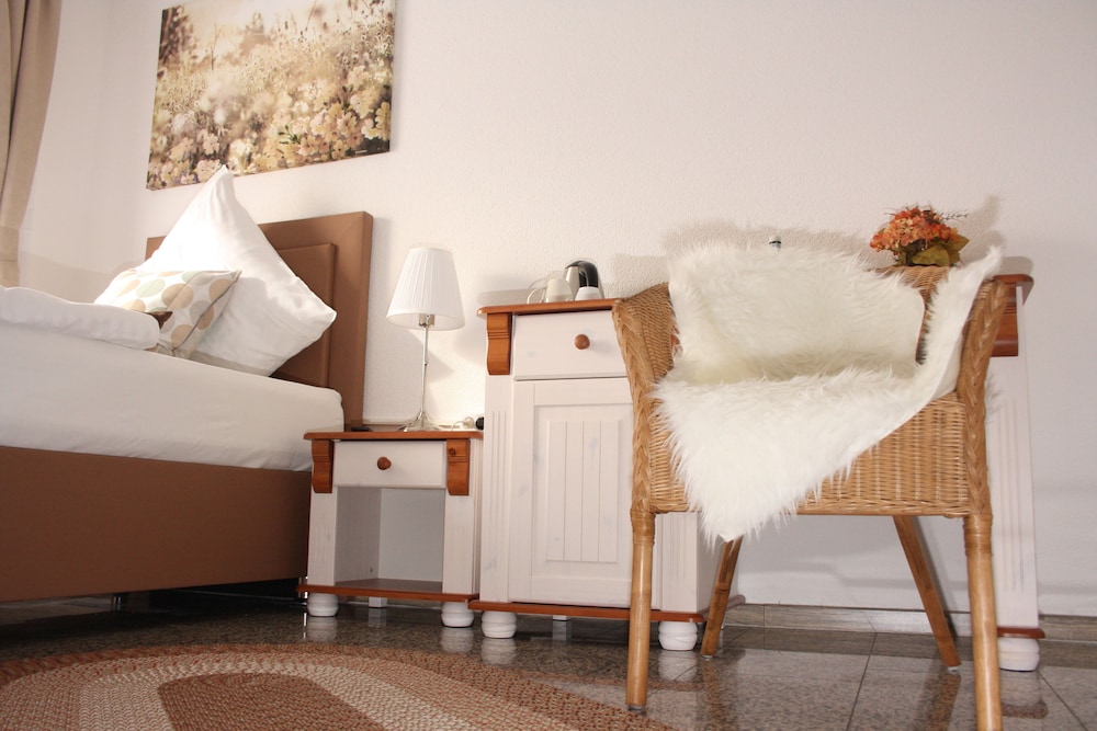 Economy Room, 1 Twin Bed photo 2
