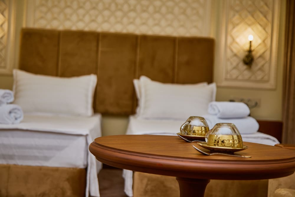 Deluxe Double or Twin Room - Photo 4