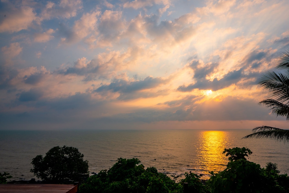 Panoramic Tree House, Ensuite, Sea View photo 2