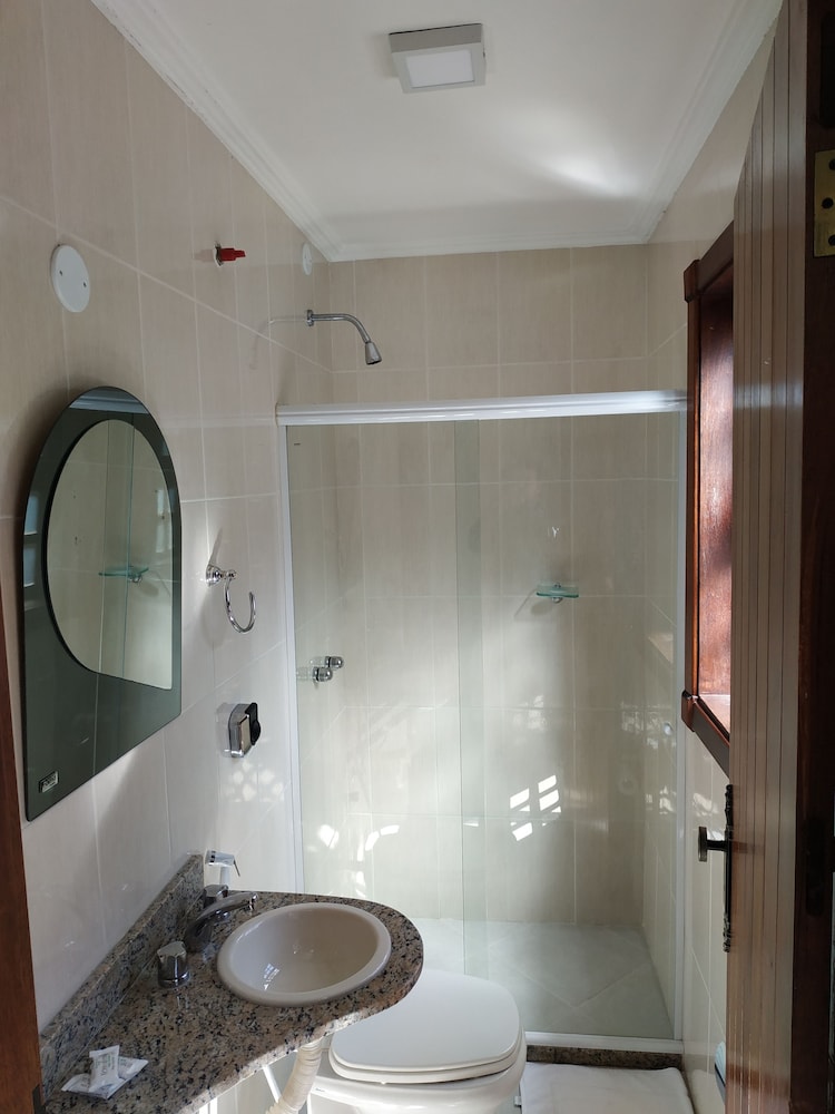 Deluxe Triple Room, Multiple Beds, Mountain View photo 2