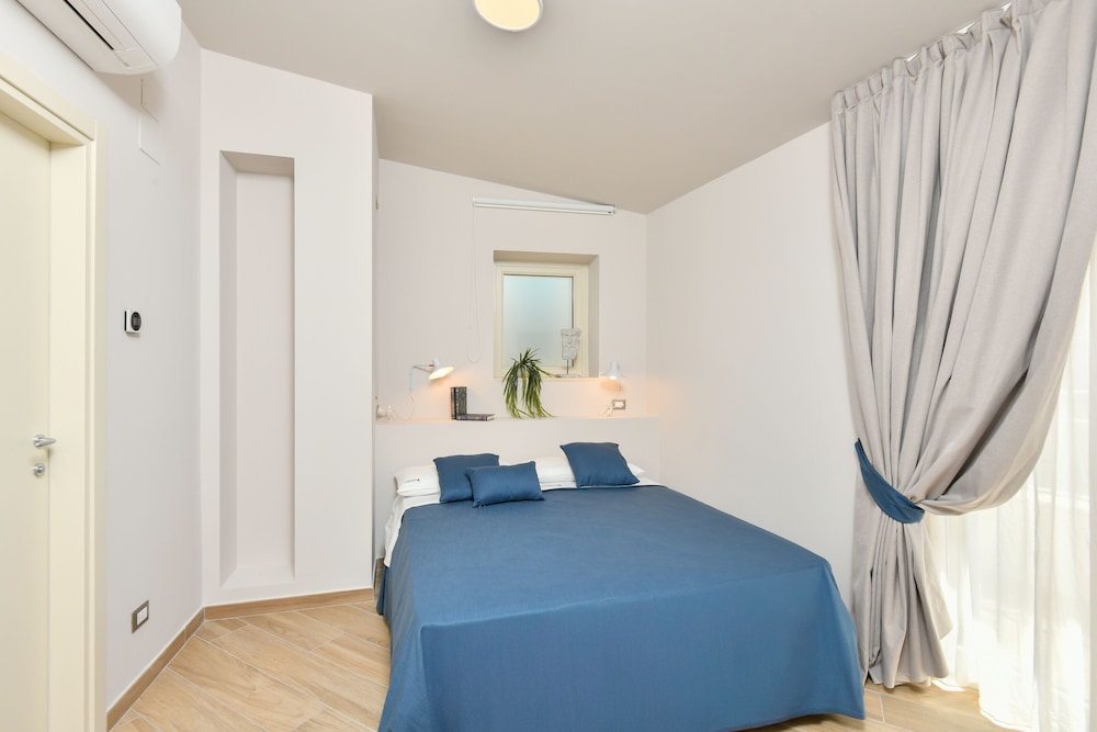 Superior Quadruple Room, Private Bathroom (itaca) photo 2
