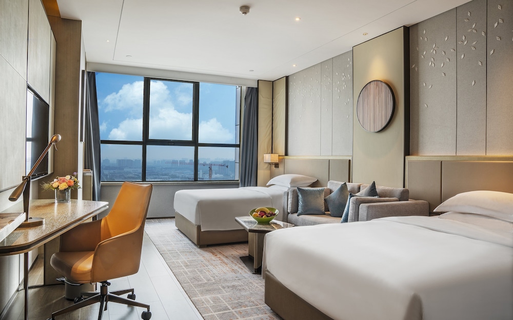 Standard Room, 2 Twin Beds - Photo 4