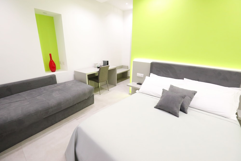 Junior Double Room, 1 Queen Bed with Sofa bed