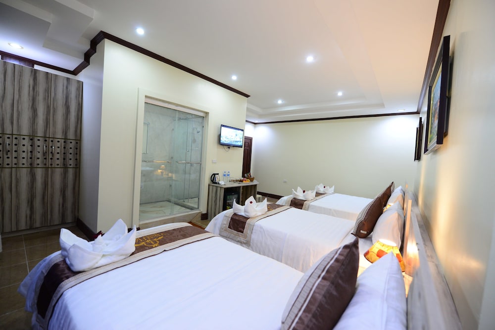 Family Quadruple Room, City View