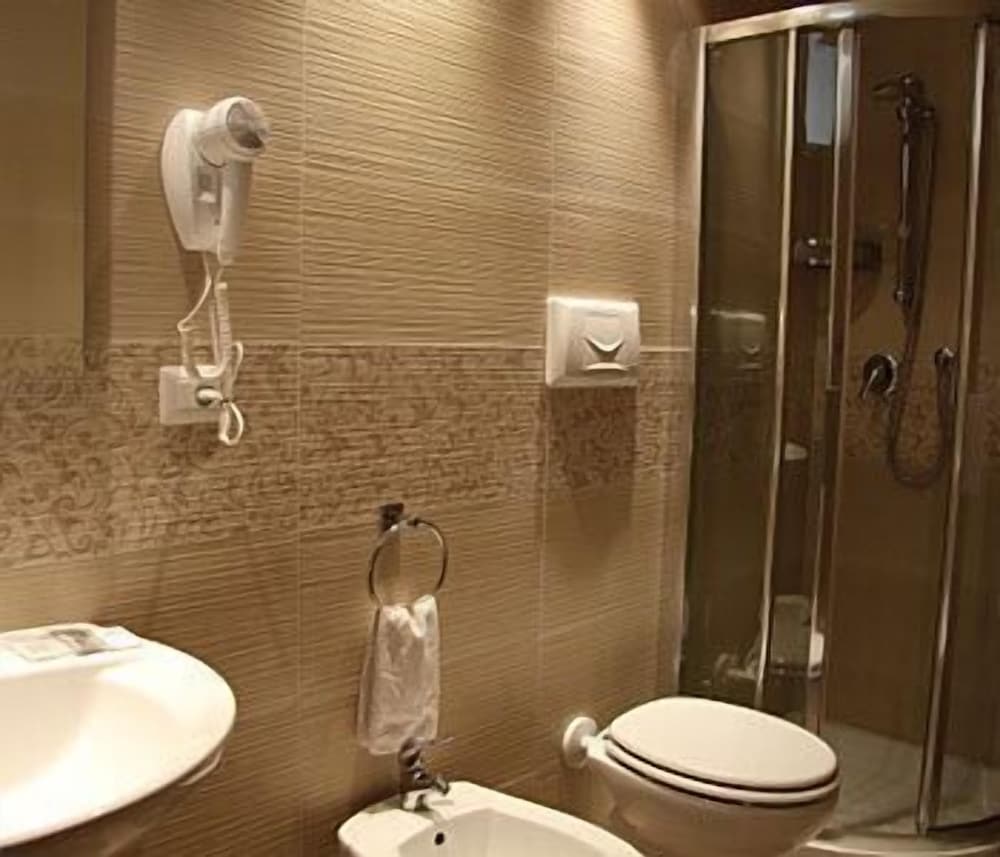 Superior Double Room - Photo 3