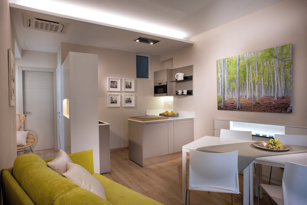 Residence Deluxe