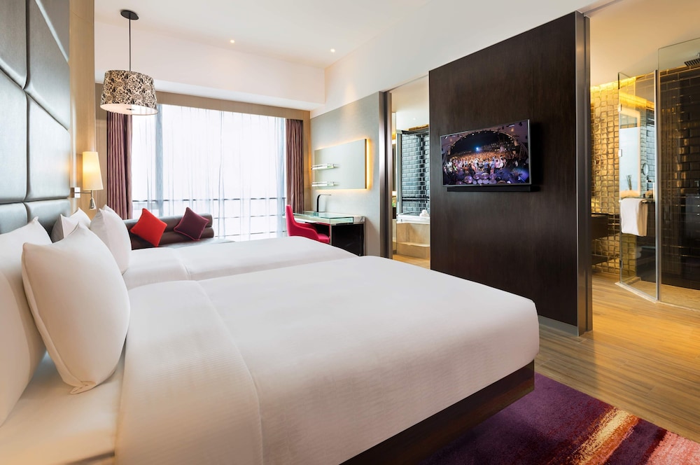 Rock Royalty Twin Room - Executive Lounge Access