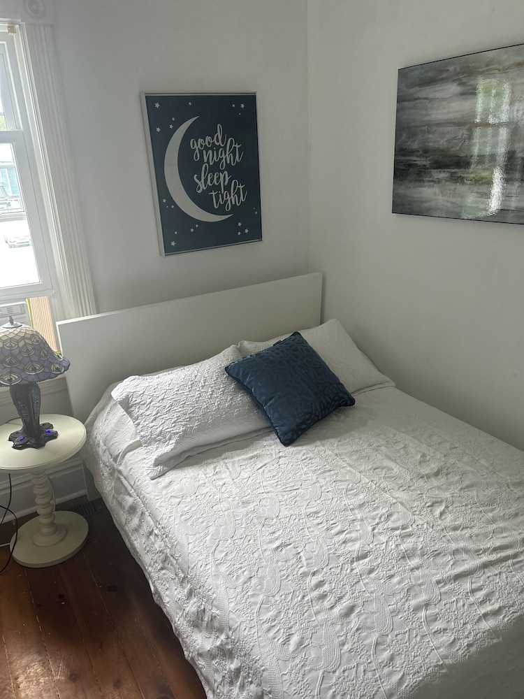 Traditional Room photo 2