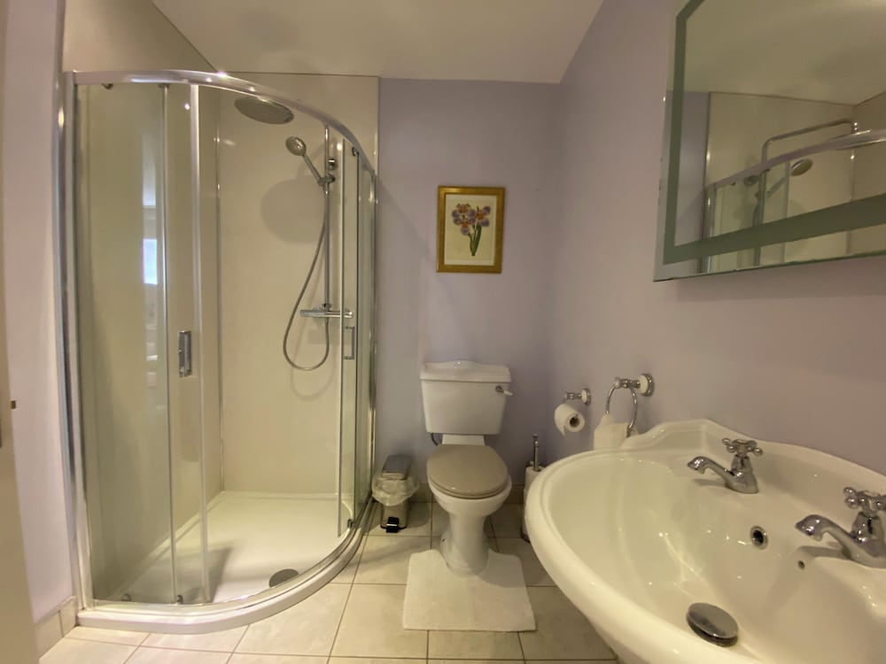 The Apple House Bridal Suite photo 2