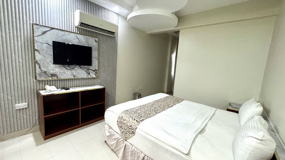 Deluxe Double Room, 1 Double Bed photo 2