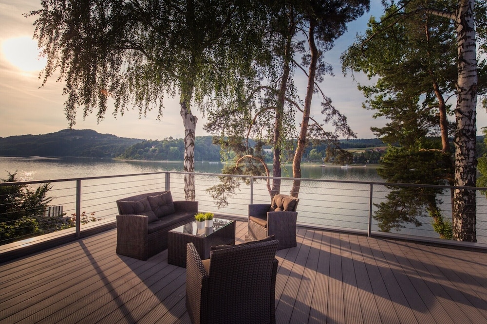 Executive Apartment, Lake View (Terrace 30m²) photo 3