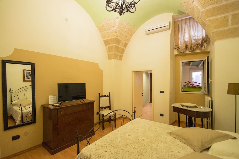 Family Suite, 2 Bedrooms, Kitchenette photo 3