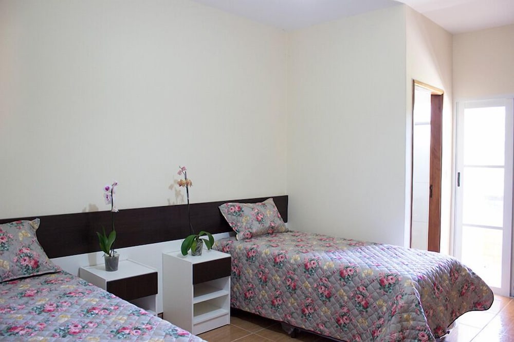 Quarto Casal photo 3