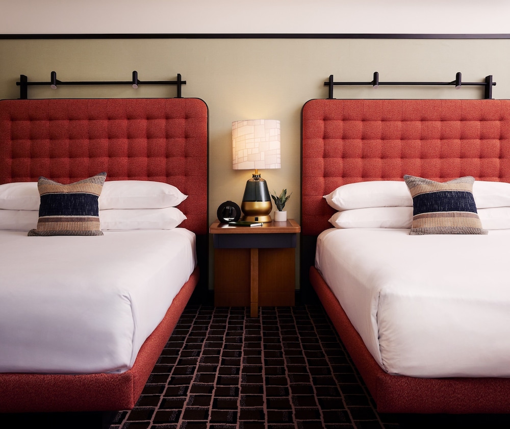 Deluxe Room, 2 Queen Beds