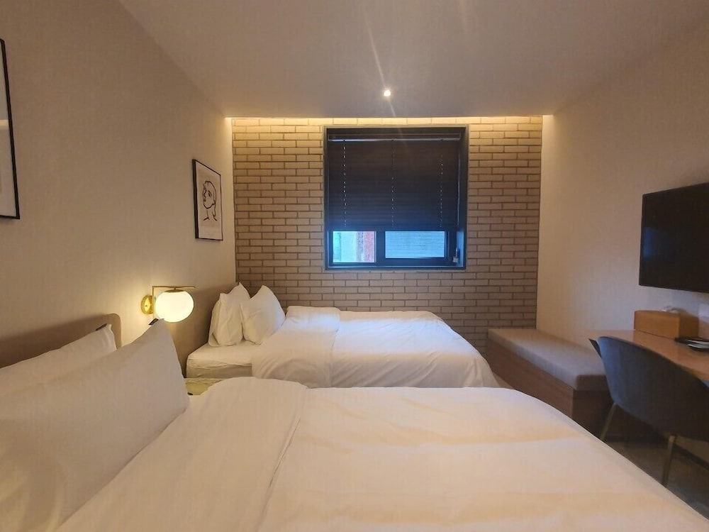 Single Twin Room - Photo 2