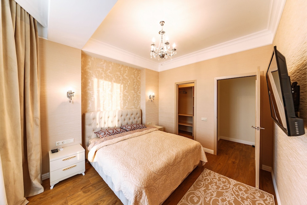 Luxury Apartment