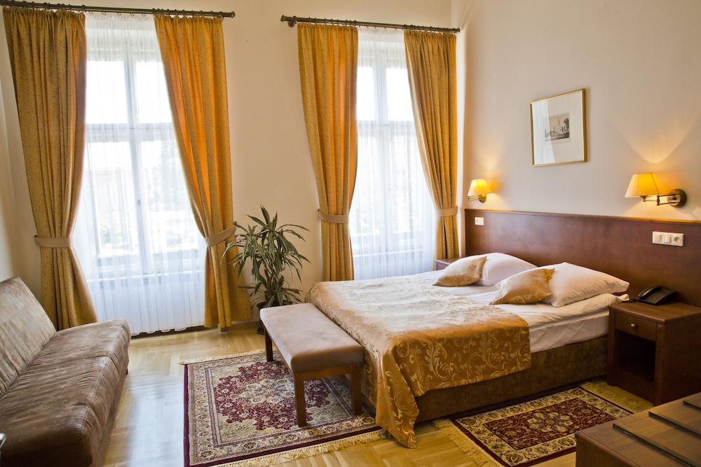 Premium Double Room photo 3