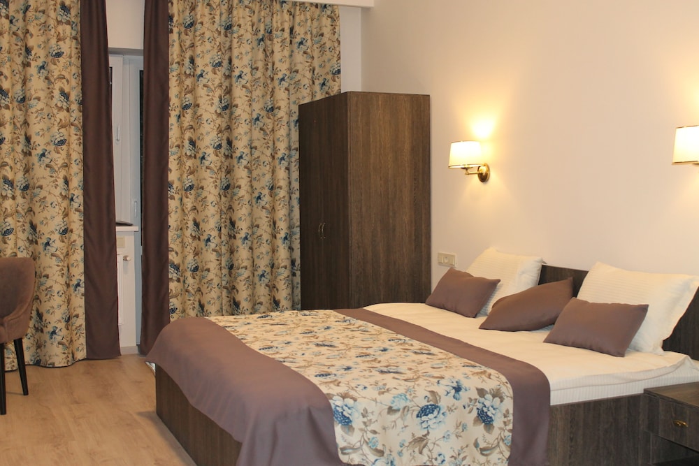 Standard Double Room photo 2