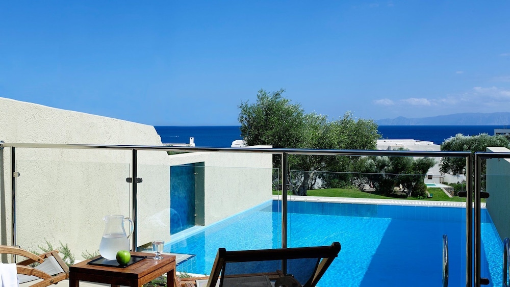 Superior Room, Sea View (Individual Pool)