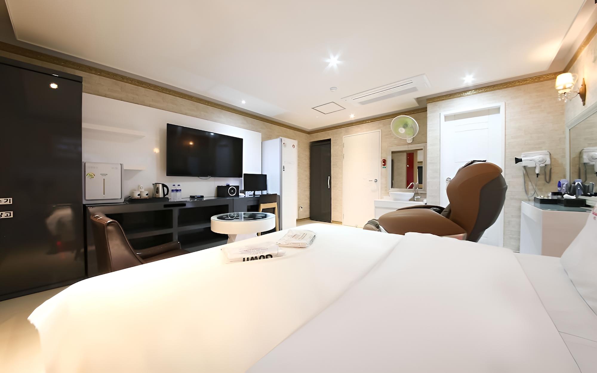 Room (Premium King Double (Styler Massage C) - Photo 3